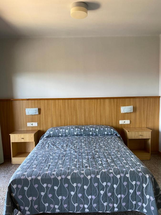 Hostal Alt Llobregat Castellar De N'Hug Εξωτερικό φωτογραφία